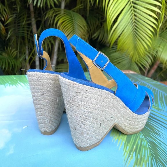$220 Bettye Muller plage wedge sandal blue - Picture 7 of 11